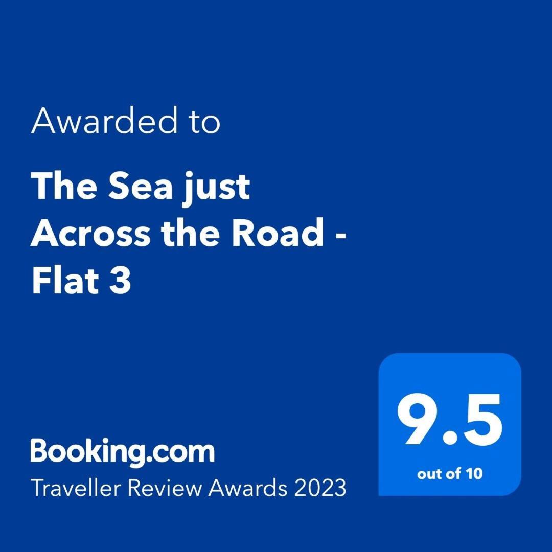 The Sea Just Across The Road - Flat 3 Apartment St. Paul's Bay Ngoại thất bức ảnh